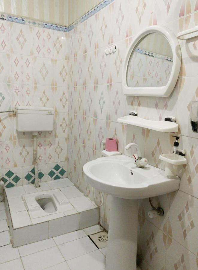 Madina Hotel 2 Γκιλγκίτ Εξωτερικό φωτογραφία